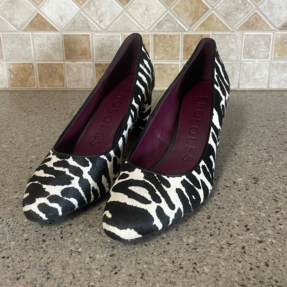 AEROSOLES Black and White Zebra Print Heels